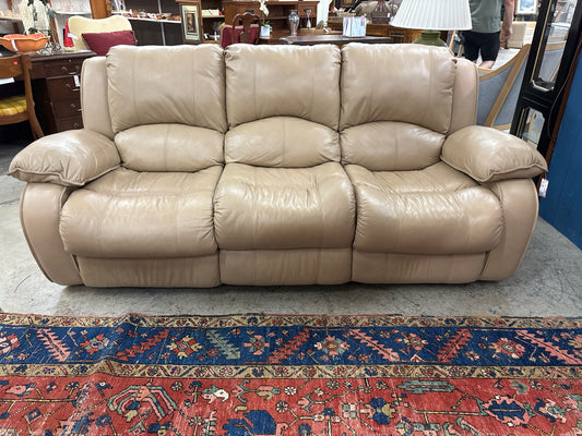Klaussner Sofa