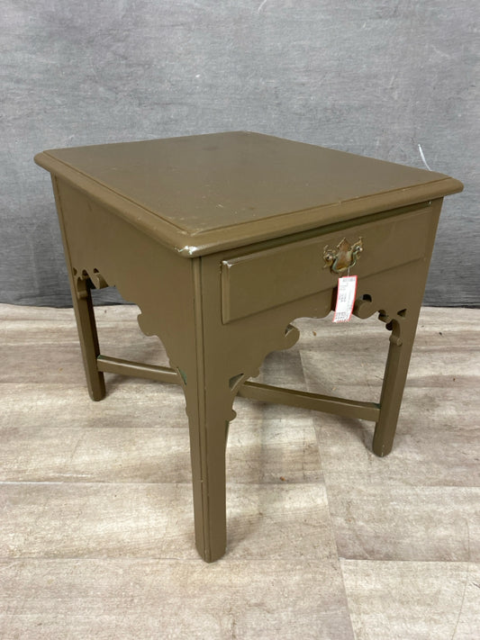 Thomasville End Table