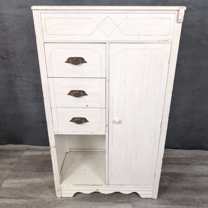 Armoire