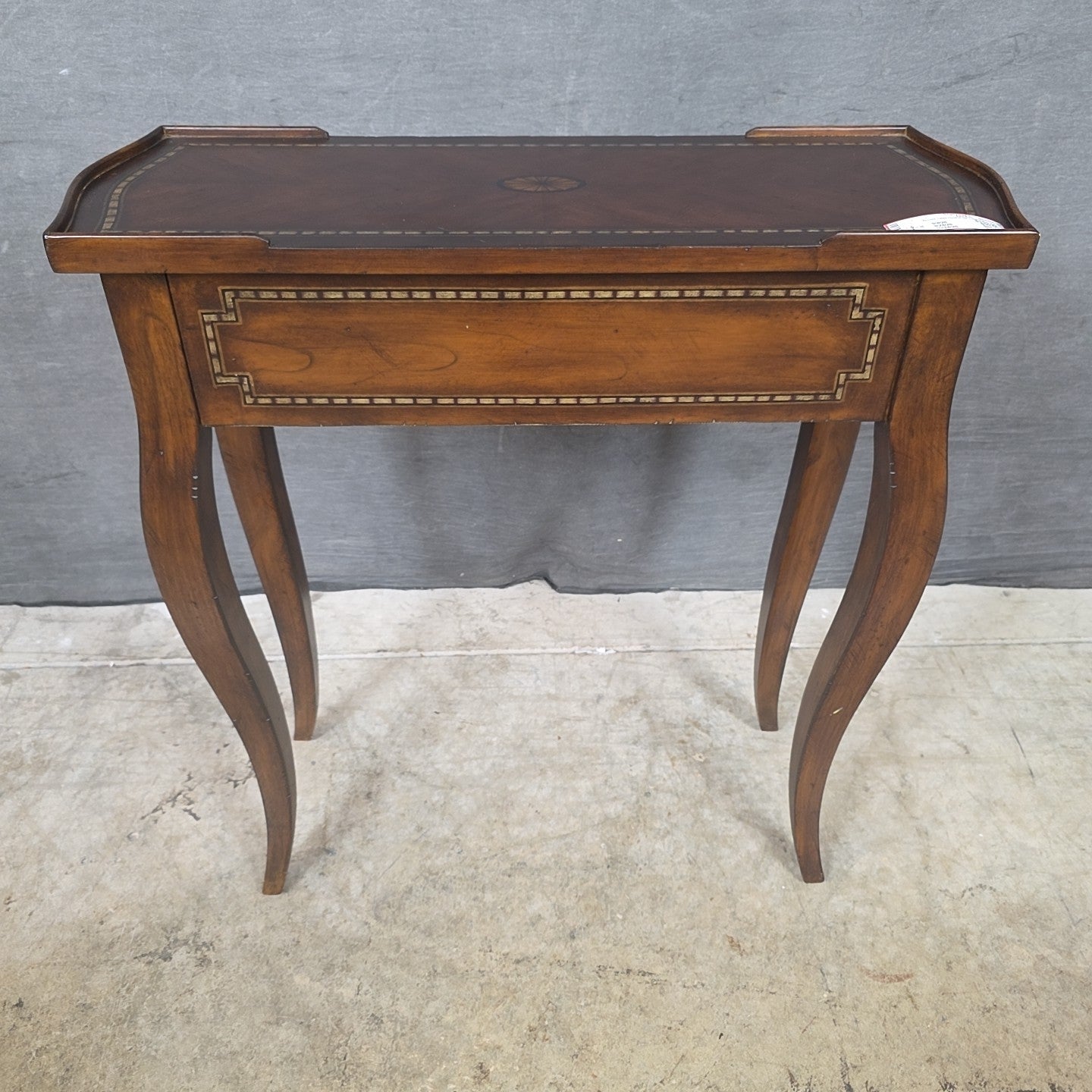 Accent Table