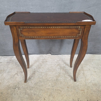 Accent Table