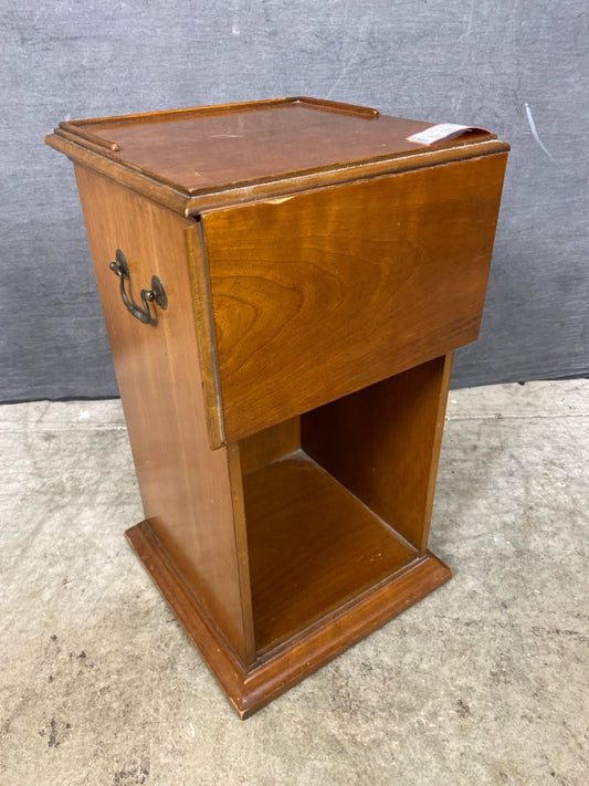 Accent Table
