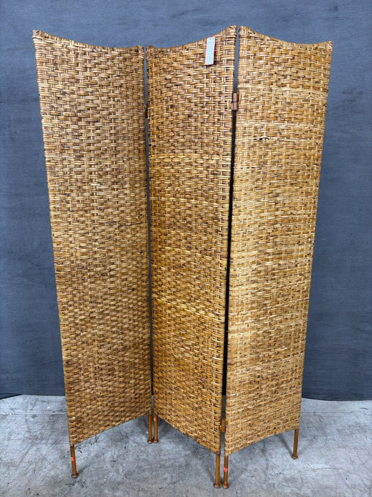 Screen