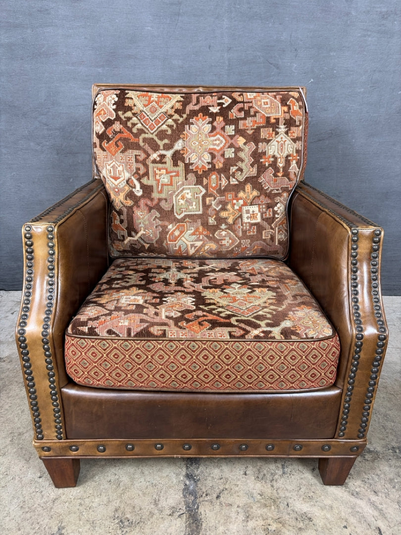 Shadow Mountain Occ Chair