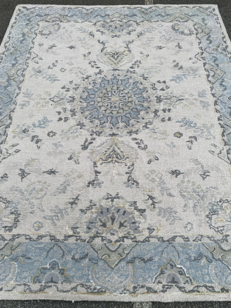 Rug