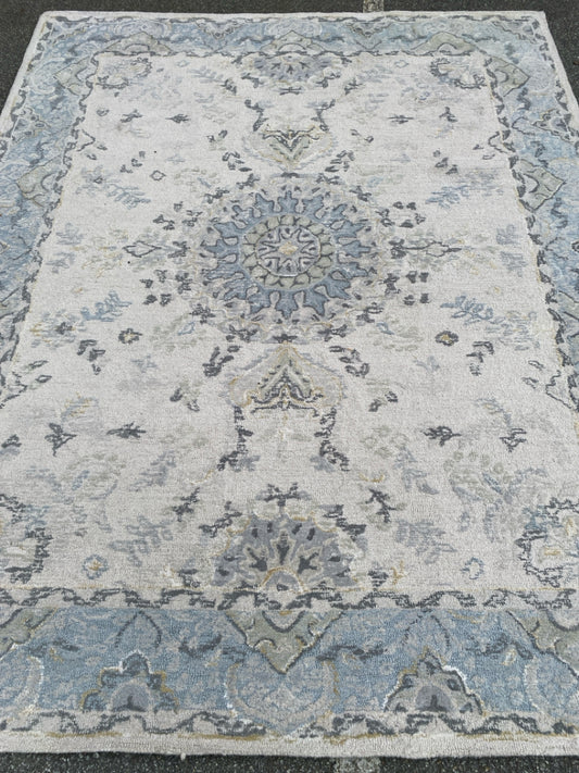 Rug