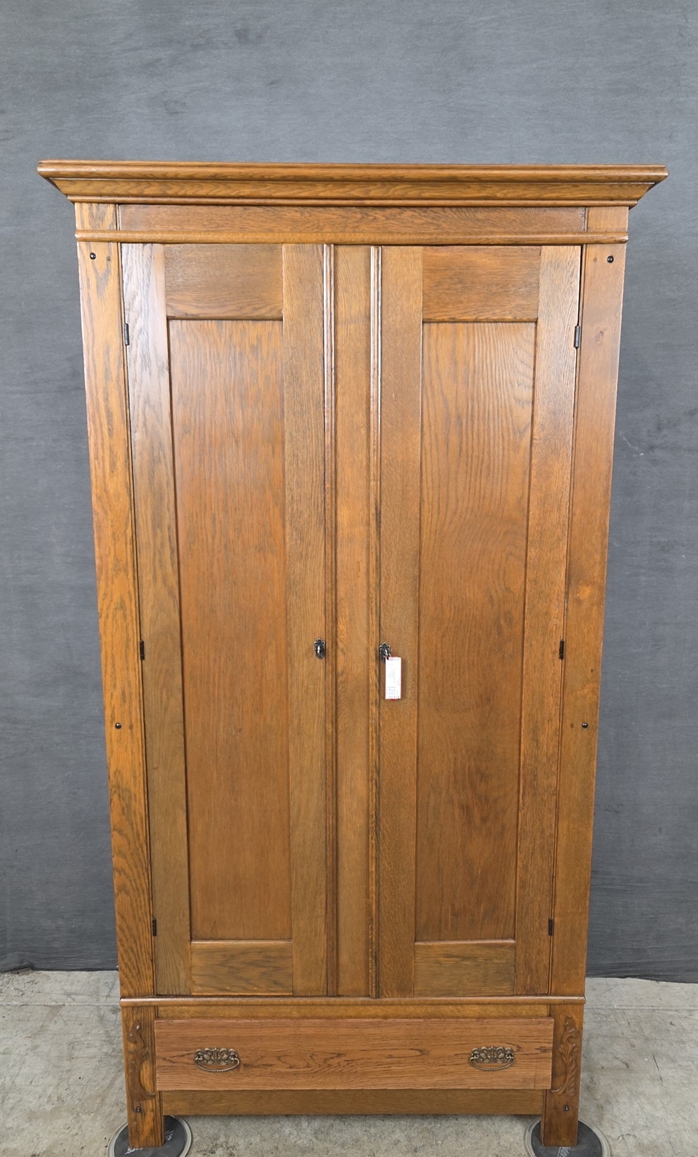Armoire