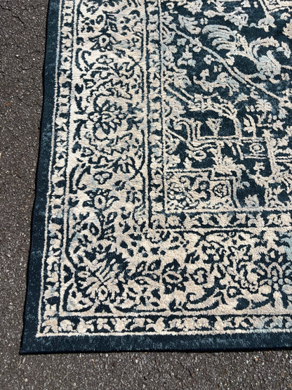 Rug