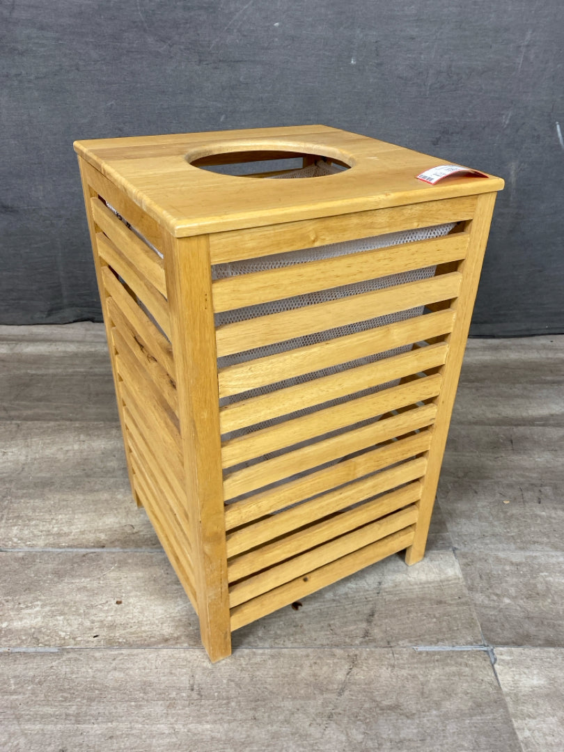 Hamper