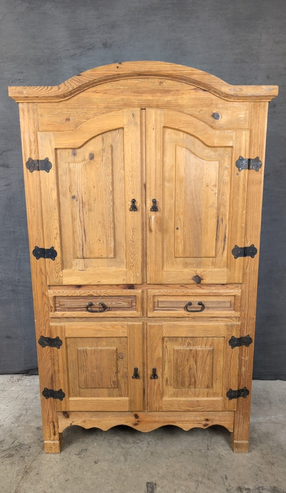 Armoire