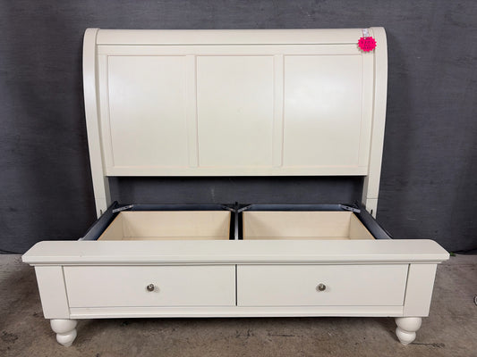 Aspenhome Queen Bed