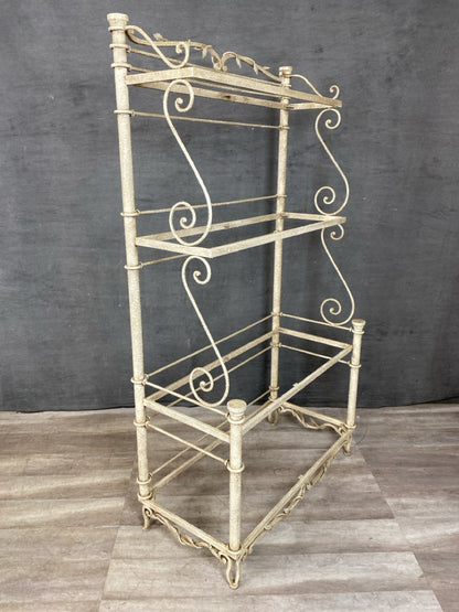 Etagere