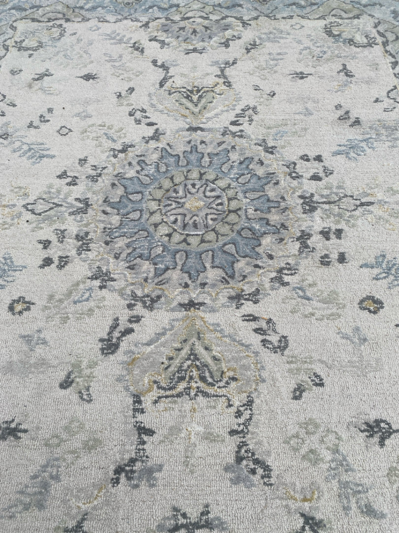 Rug
