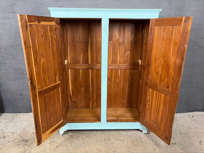 Armoire
