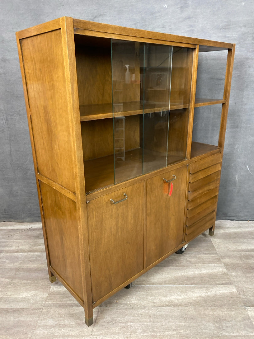 American Of Martinsville Hutch