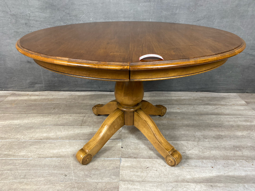 Ethan Allen DR Table