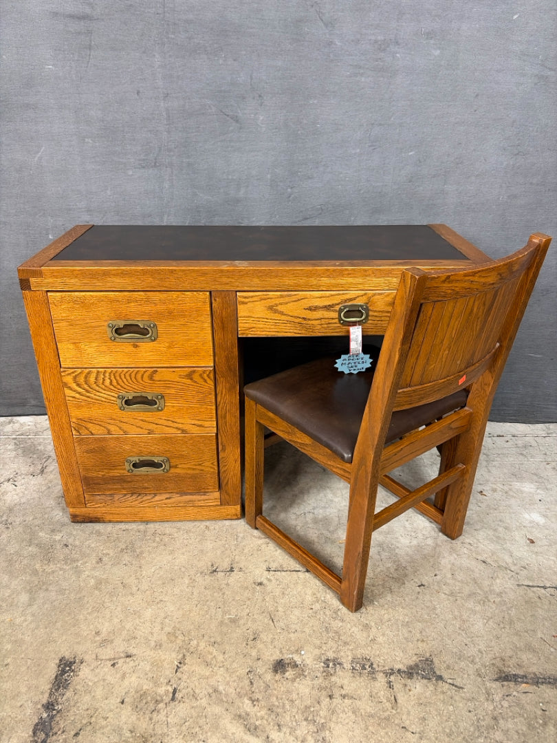 Young Hinkle Desk