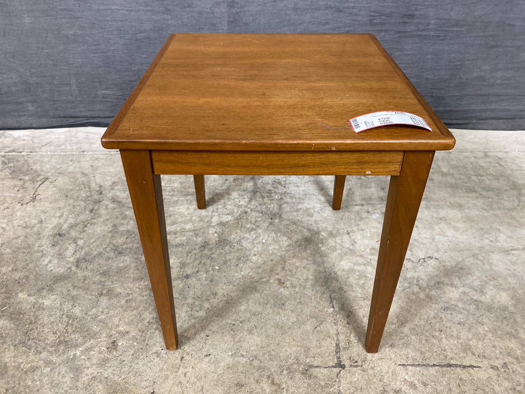 Accent Table