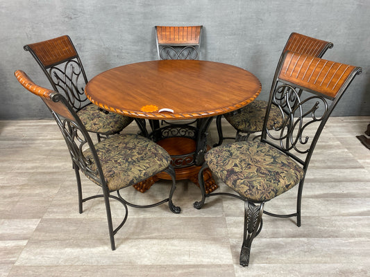 Table with Chairs