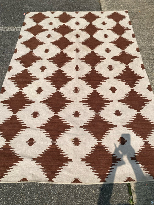 Rug