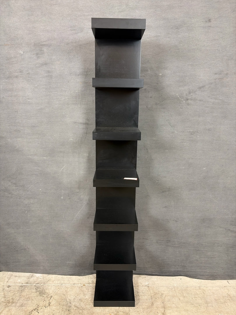 Etagere