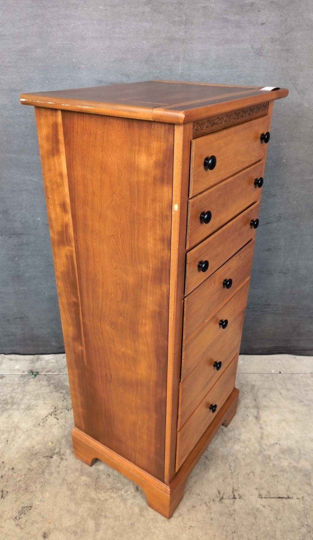 Vaughan Lingerie Chest