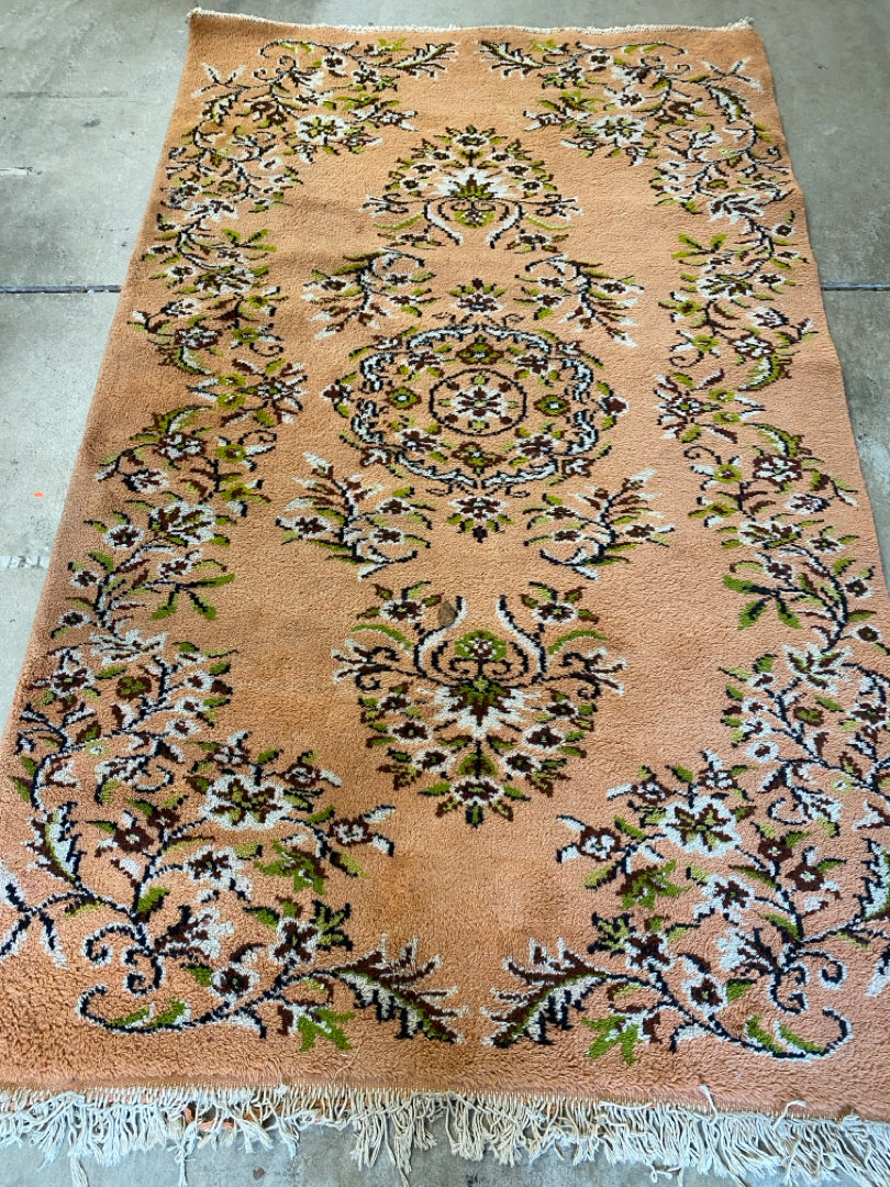 Rug