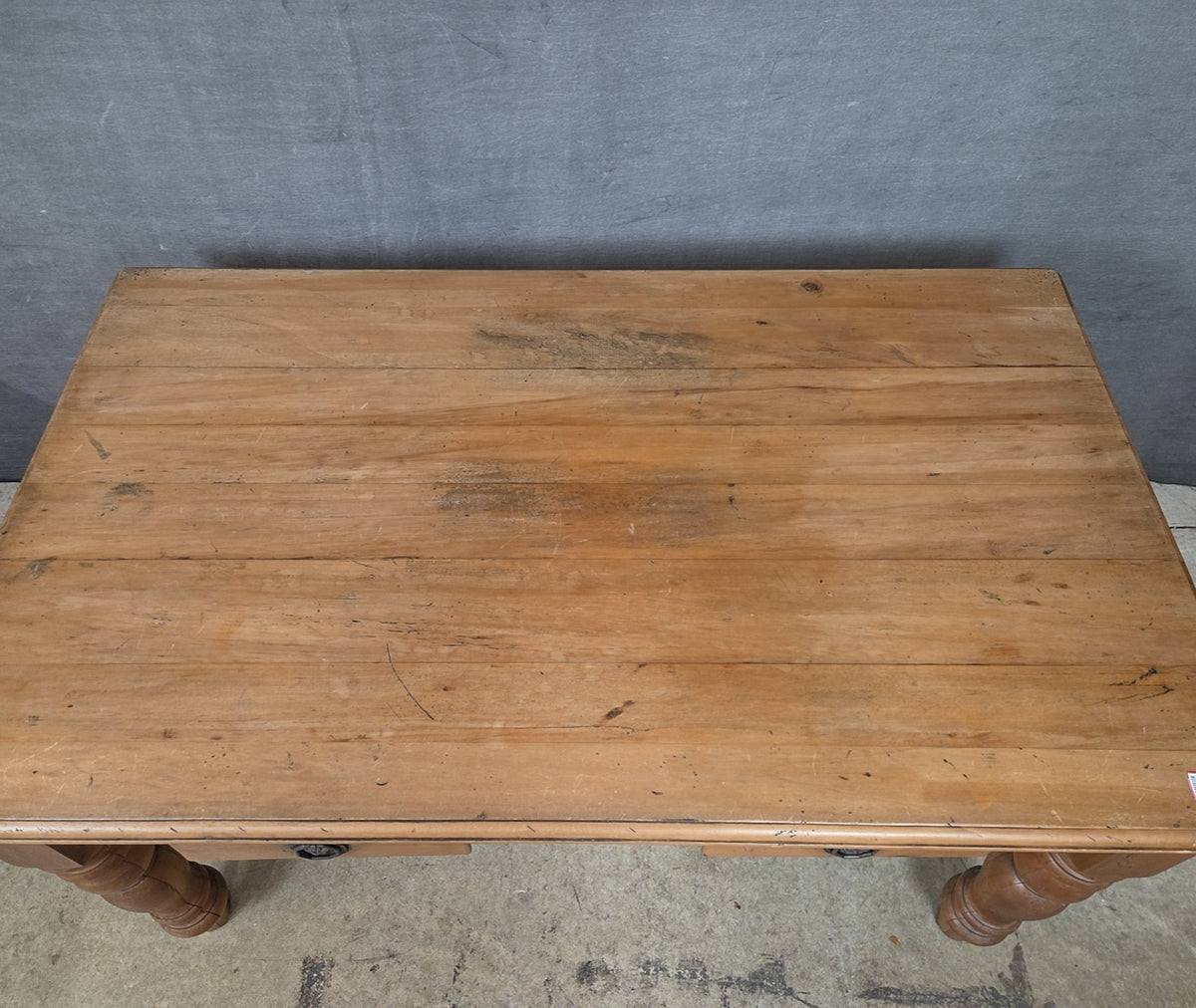 DR Table