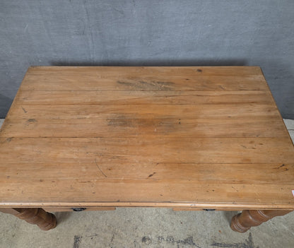 DR Table