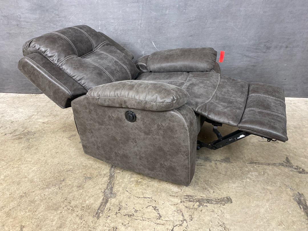 American Signature Recliner