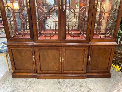 Thomasville China Cabinet
