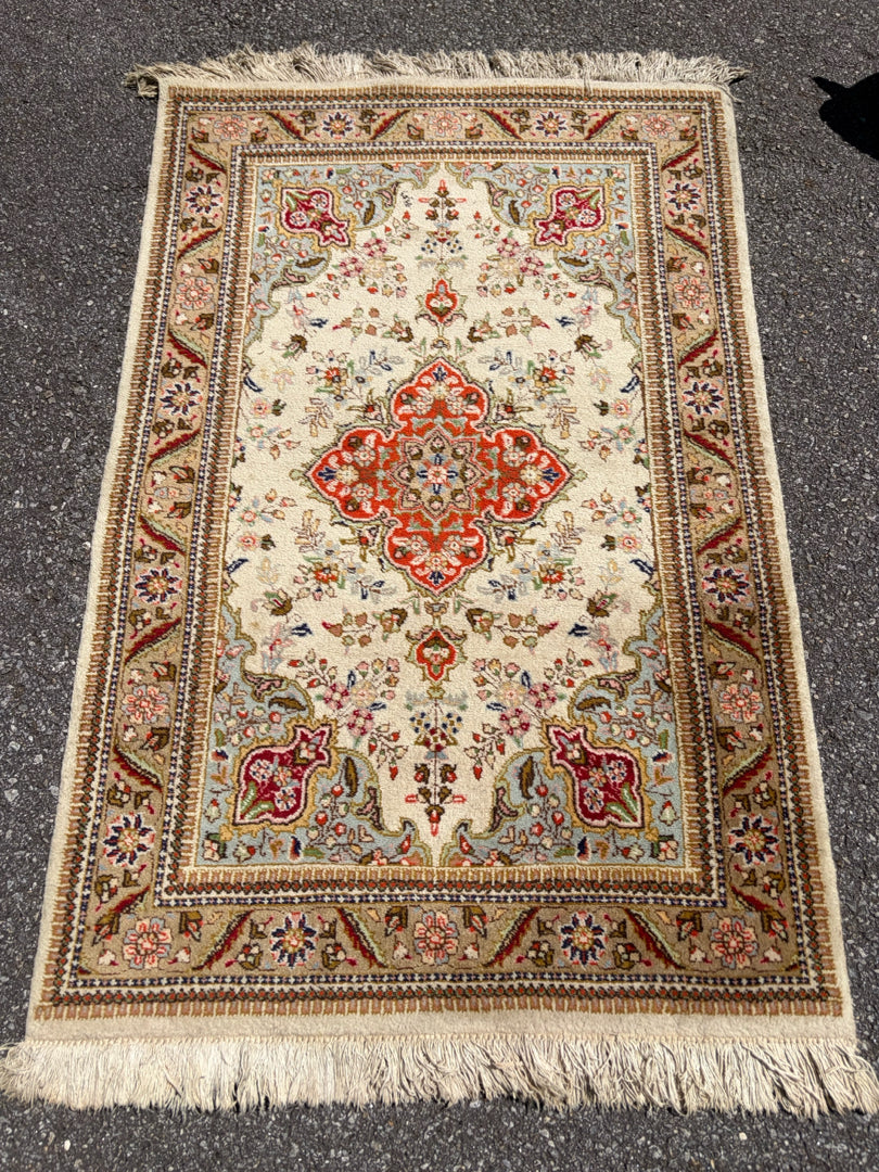 Rug