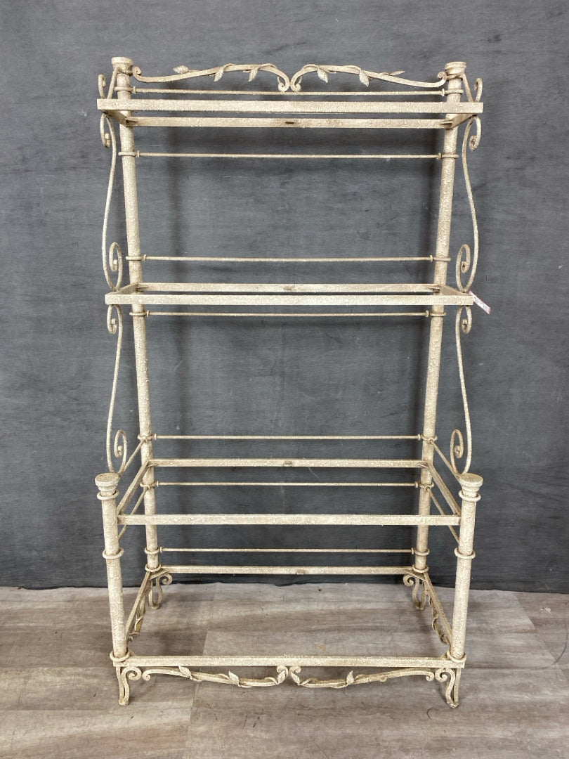 Etagere