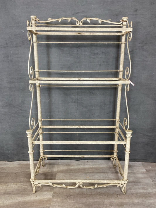 Etagere