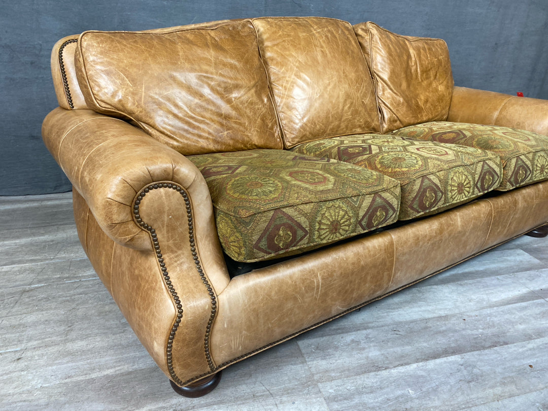 Hancock & Moore Sleeper