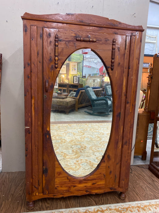 Armoire