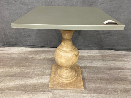 Accent Table