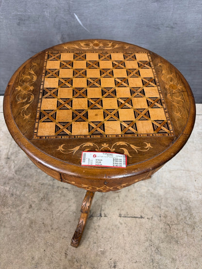 Accent Table
