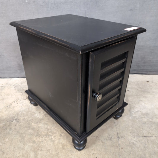 Riverside Furn. Night Stand