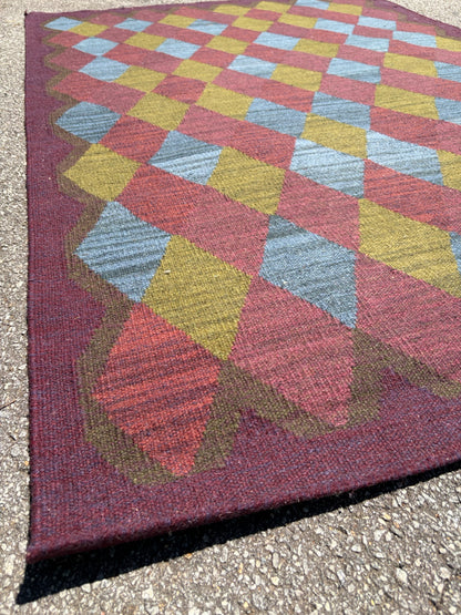 Rug