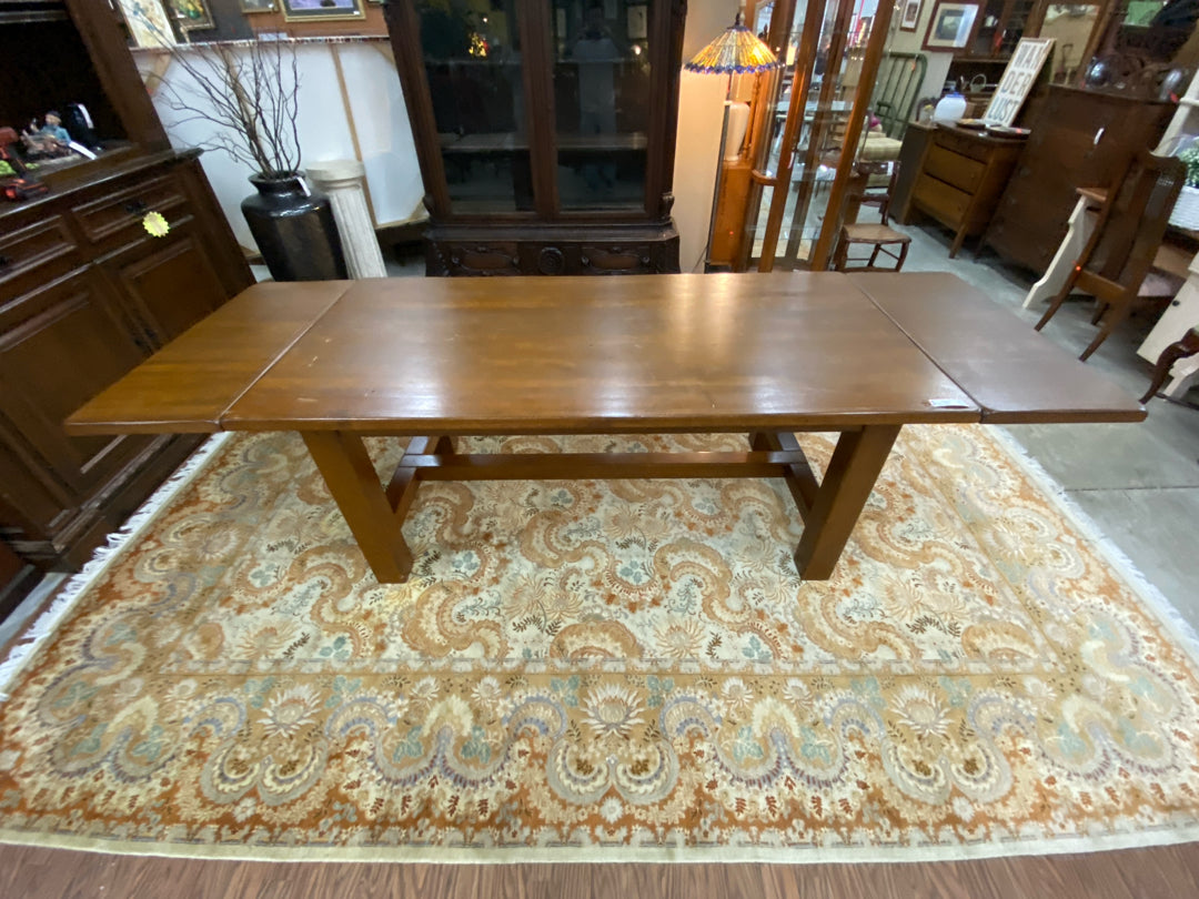 Pottery Barn DR Table