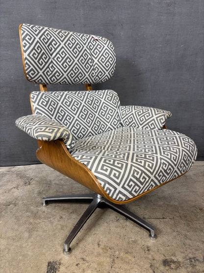 Occ Chair