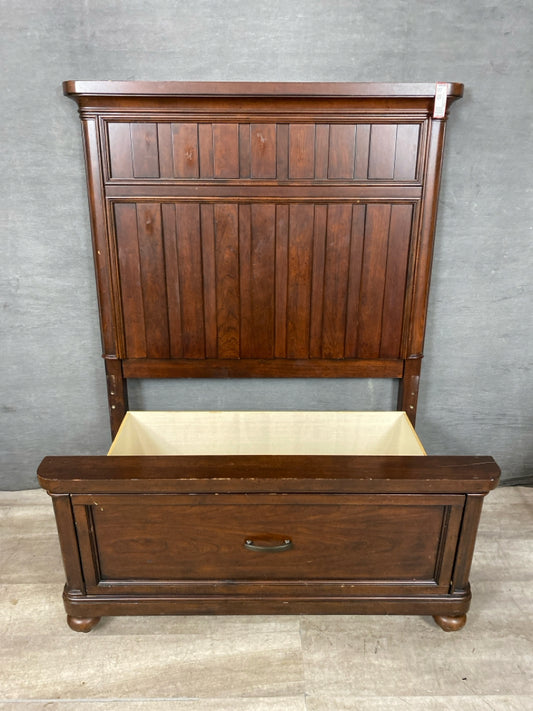 Haverty's Twin Bed