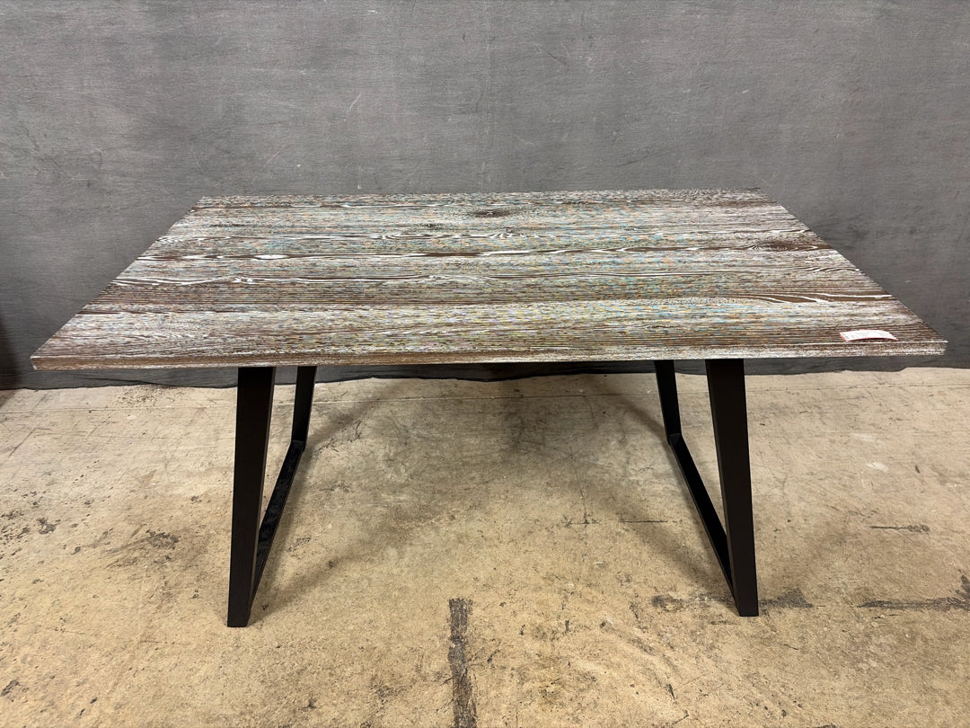 Hooker DR Table