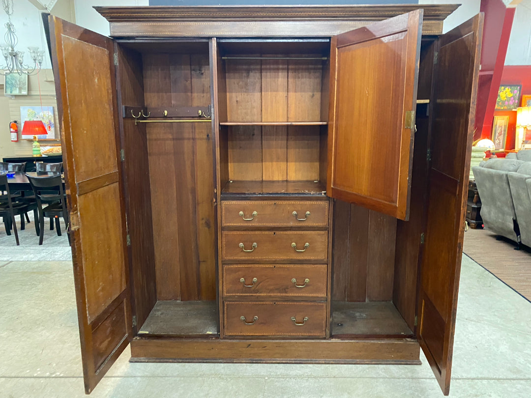 Armoire