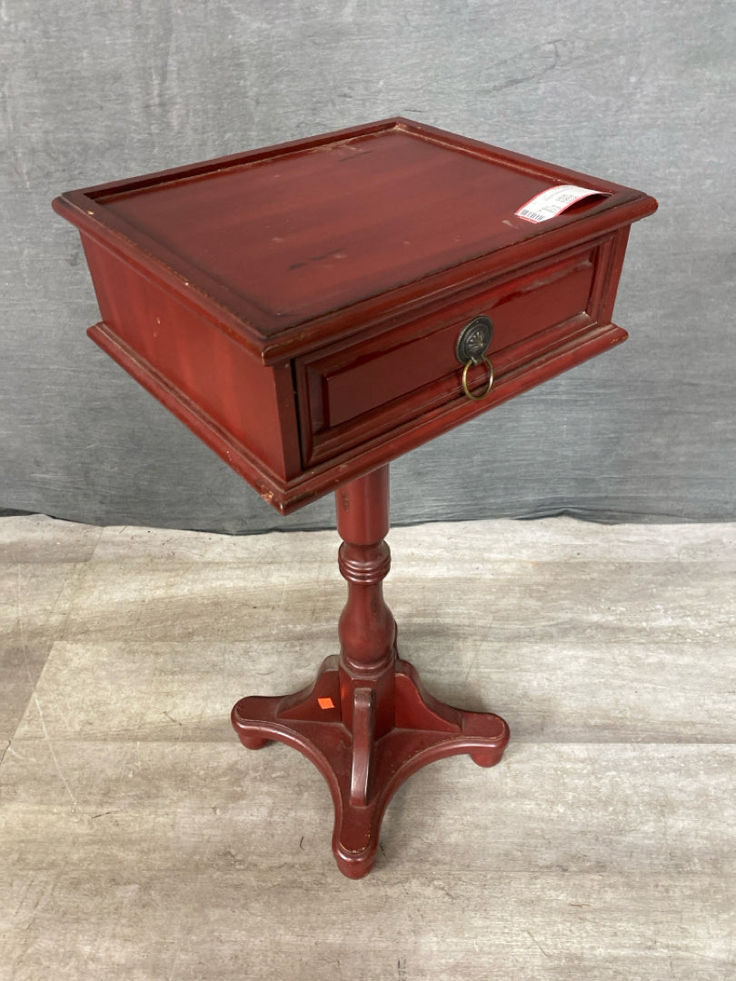 Accent Table