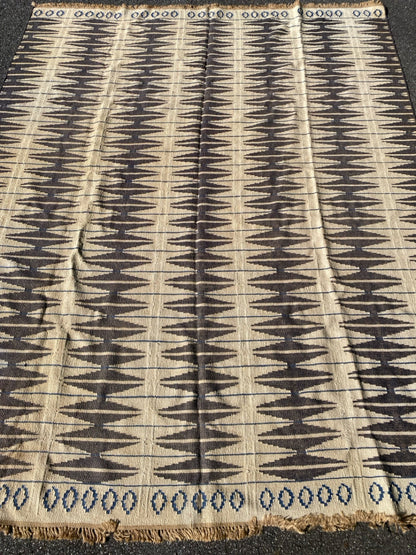 Rug