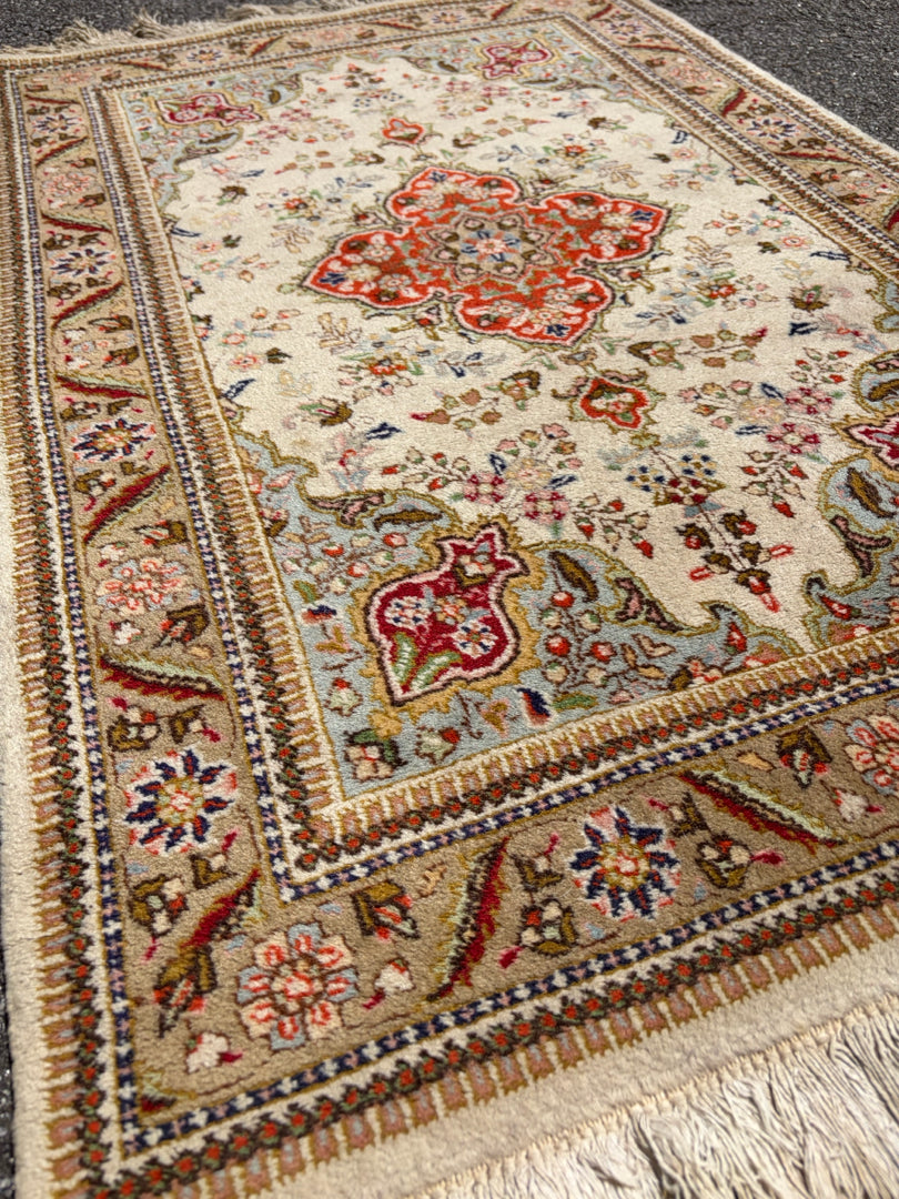 Rug