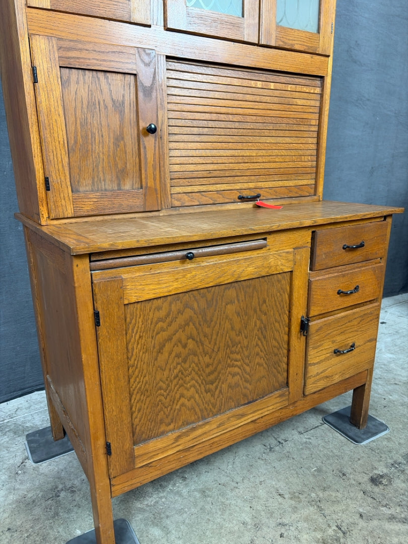 Hoosier Cab.