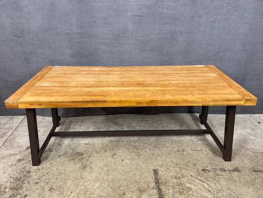 DR Table